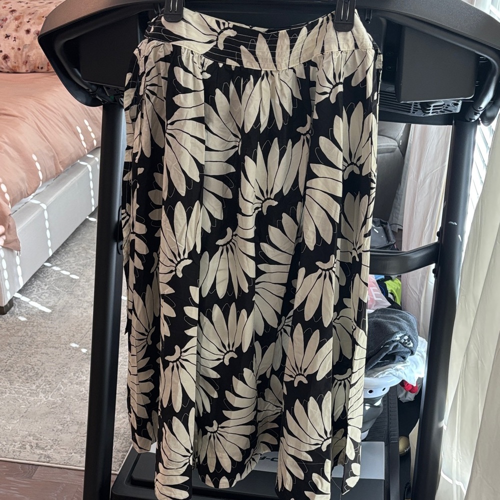 Farm Rio Floral Black and White Women's Skirt